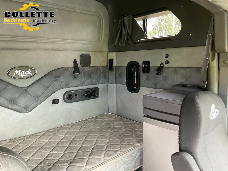 2013 Mack cxu613 (pinnacle) - Image 19