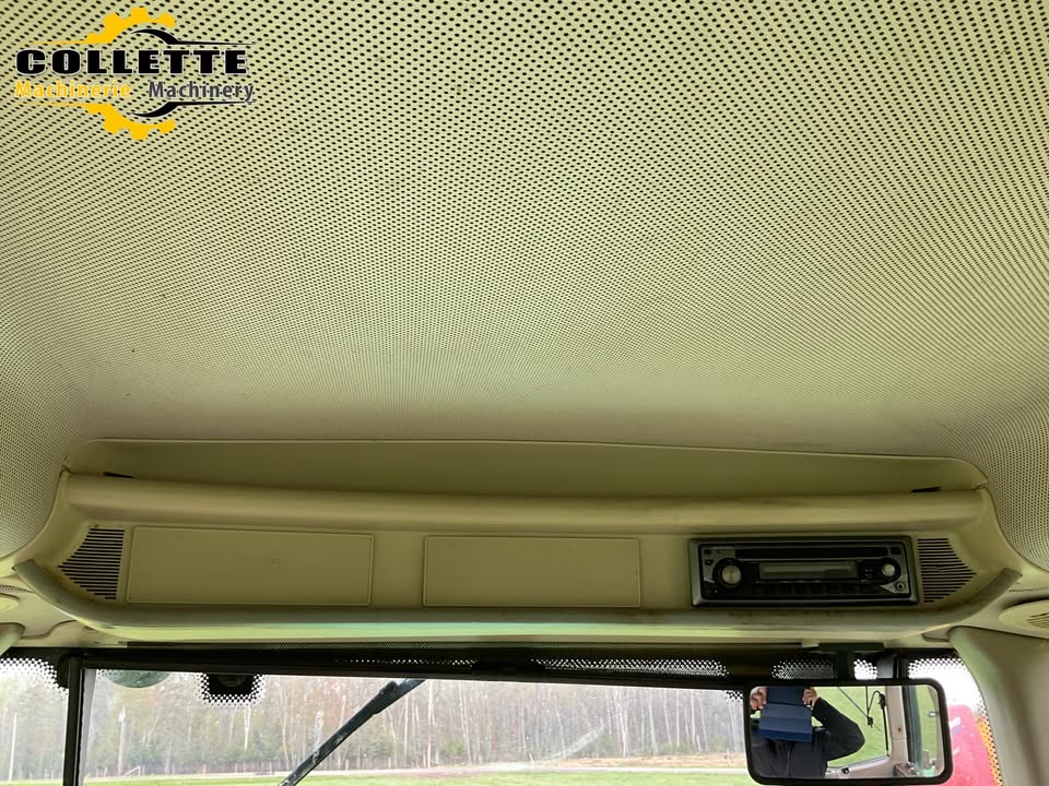 2008 John Deere 6420 tractor - Image 13