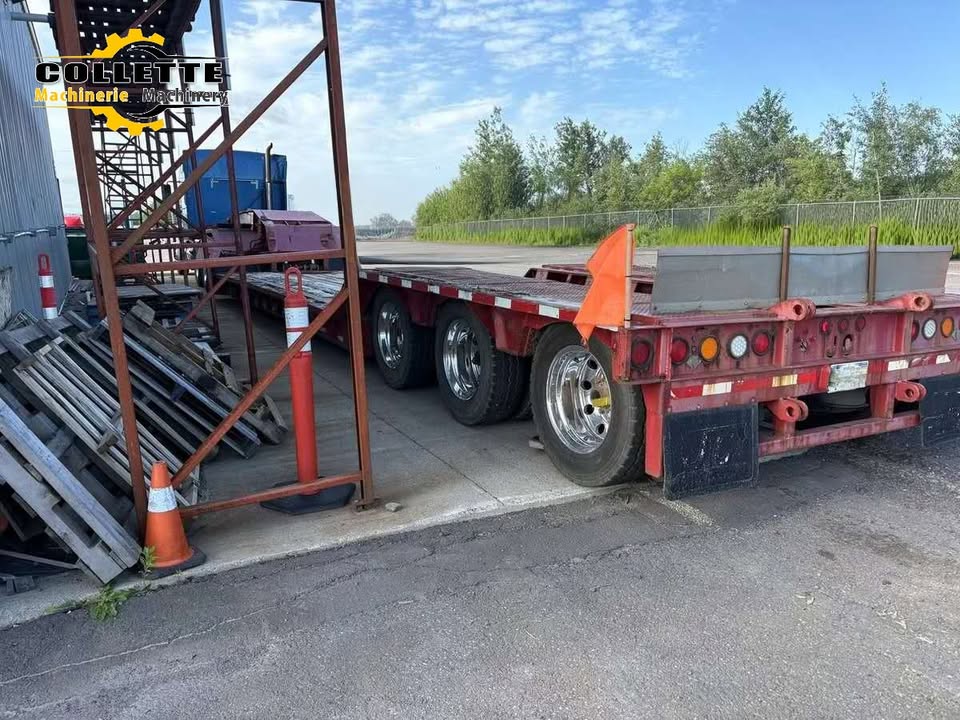 2007 JC lowboy gooseneck trailer - Image 10