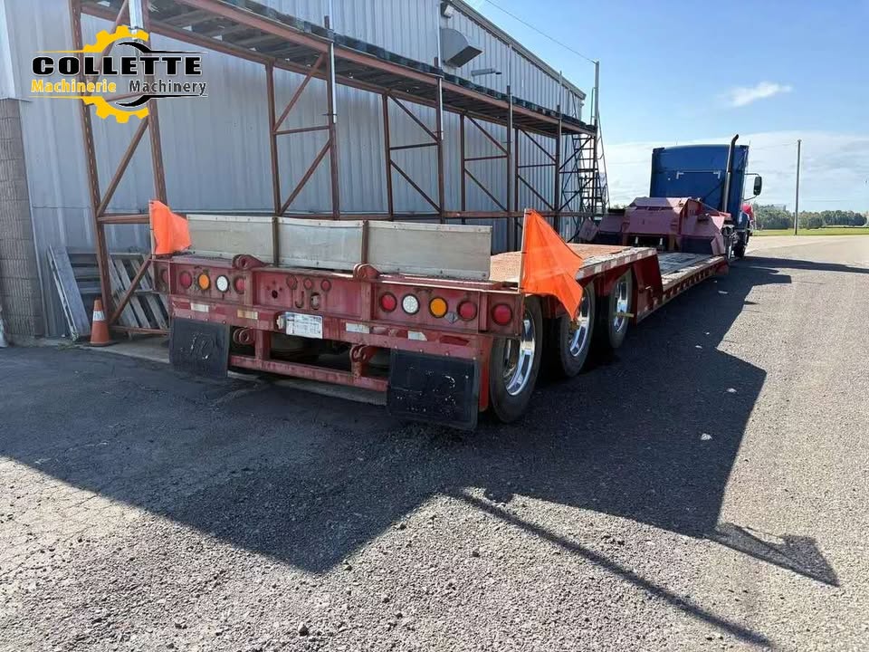 2007 JC lowboy gooseneck trailer - Image 4