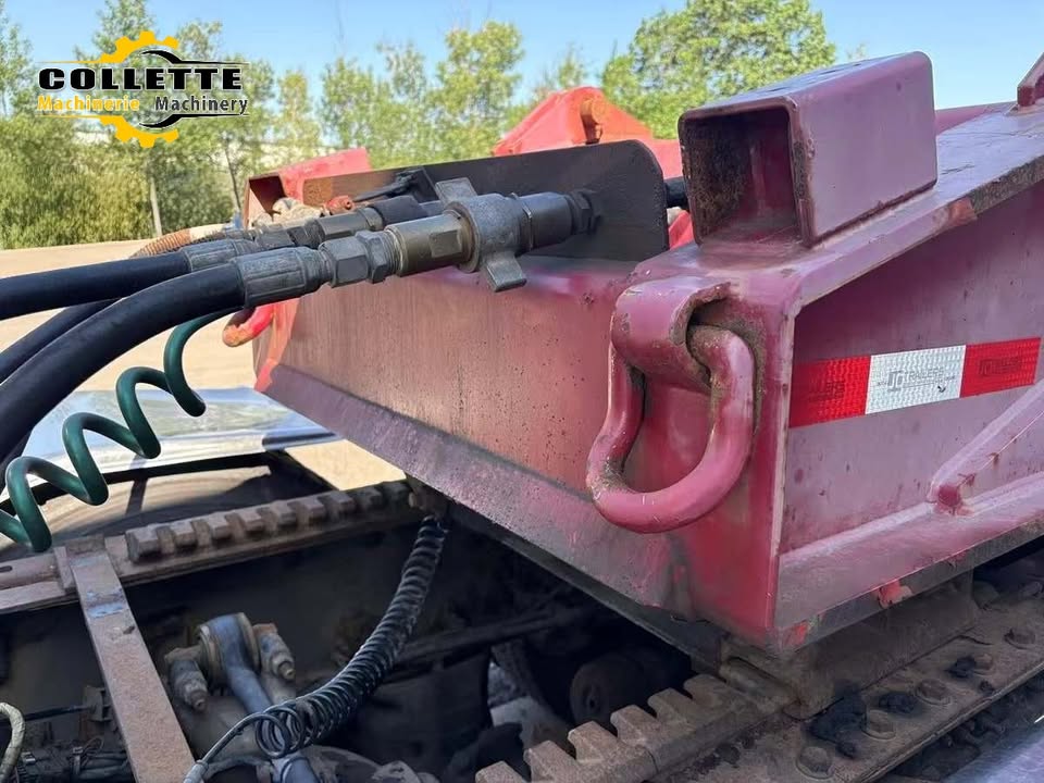 2007 JC lowboy gooseneck trailer - Image 2