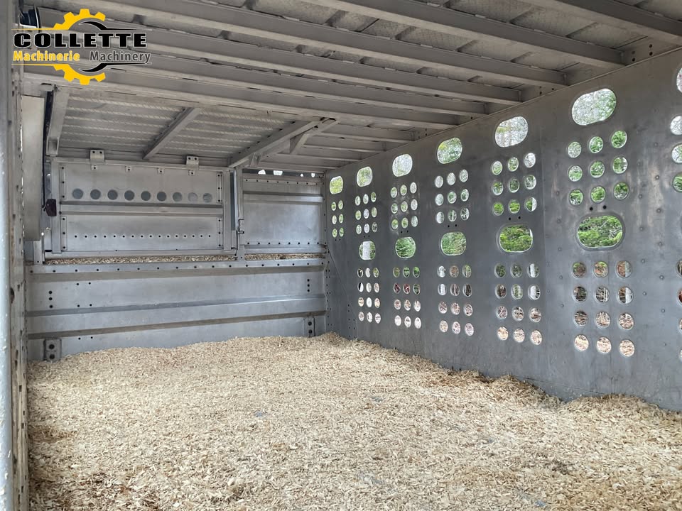 2008 MERRITT 48' livestock trailer - Image 13